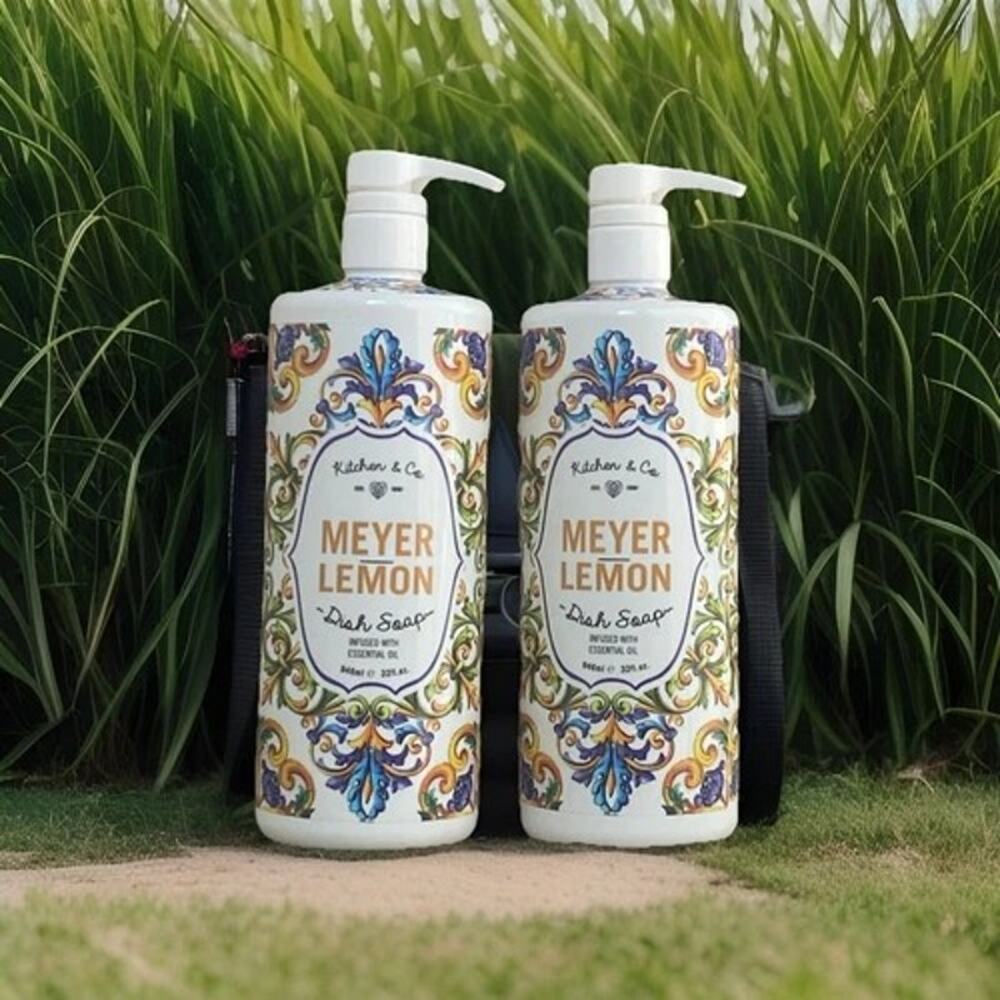 Kitchen & Co Meyer Lemon Dish Soap Essential Oils 32oz Pump Large Lot of 2 New